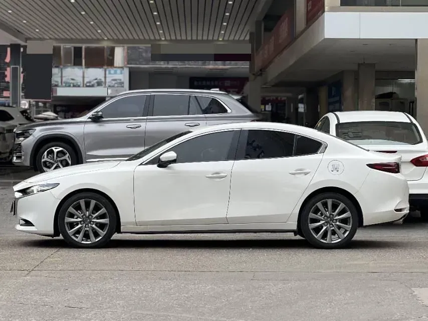 2023 Mazda 3 Axela 2.0L 158HP L4 6AT,autocango,china used car exporter,china ev exporter,chinese used car exporter,chinese used ev exporter