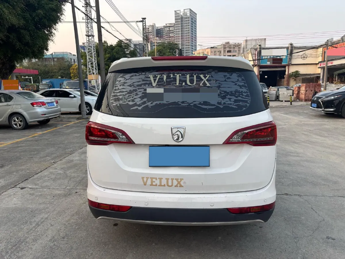 2019 BaoJun 730 1.5T 147HP L4 CVT,autocango,china used car exporter,china ev exporter,chinese used car exporter,chinese used ev exporter