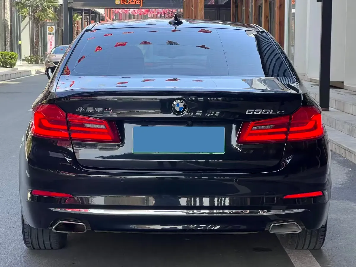 2020 BMW 5 Series 2.0T 184HP L4 8AT PHEV 17.7KWH,autocango,china used car exporter,china ev exporter,chinese used car exporter,chinese used ev exporter