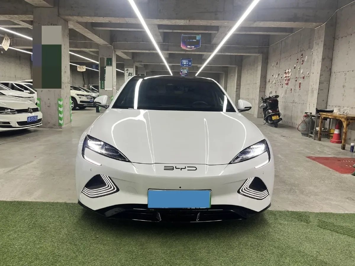 2023 BYD Seal BEV 61.4KWH,autocango,china used car exporter,china ev exporter,chinese used car exporter,chinese used ev exporter