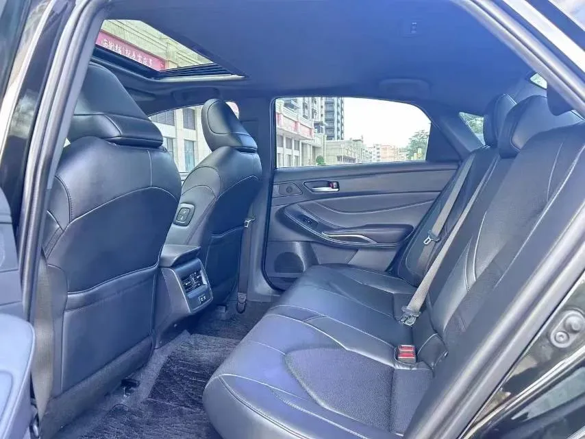 2019 Toyota Avalon 2.5L 178HP L4 E-CVT Hybrid,autocango,china used car exporter,china ev exporter,chinese used car exporter,chinese used ev exporter