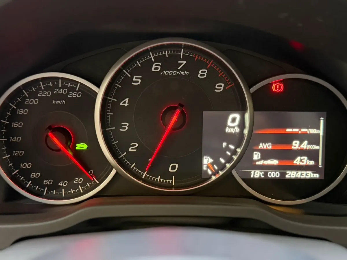 2019 Ford Focus 2.3T 280HP L4 6MT,autocango,china used car exporter,china ev exporter,chinese used car exporter,chinese used ev exporter