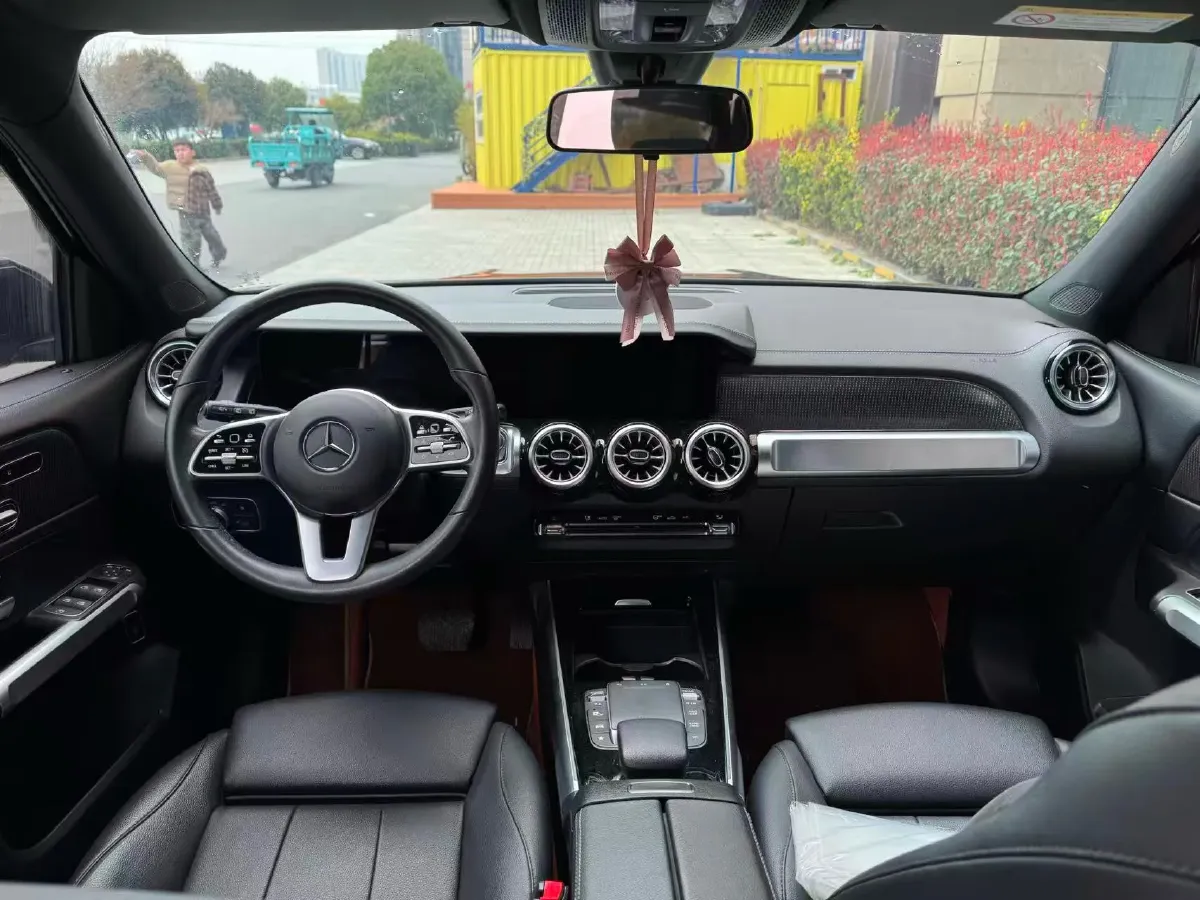 2021 Mercedes-Benz GLB Class 1.3T 163HP L4 7DCT,autocango,china used car exporter,china ev exporter,chinese used car exporter,chinese used ev exporter