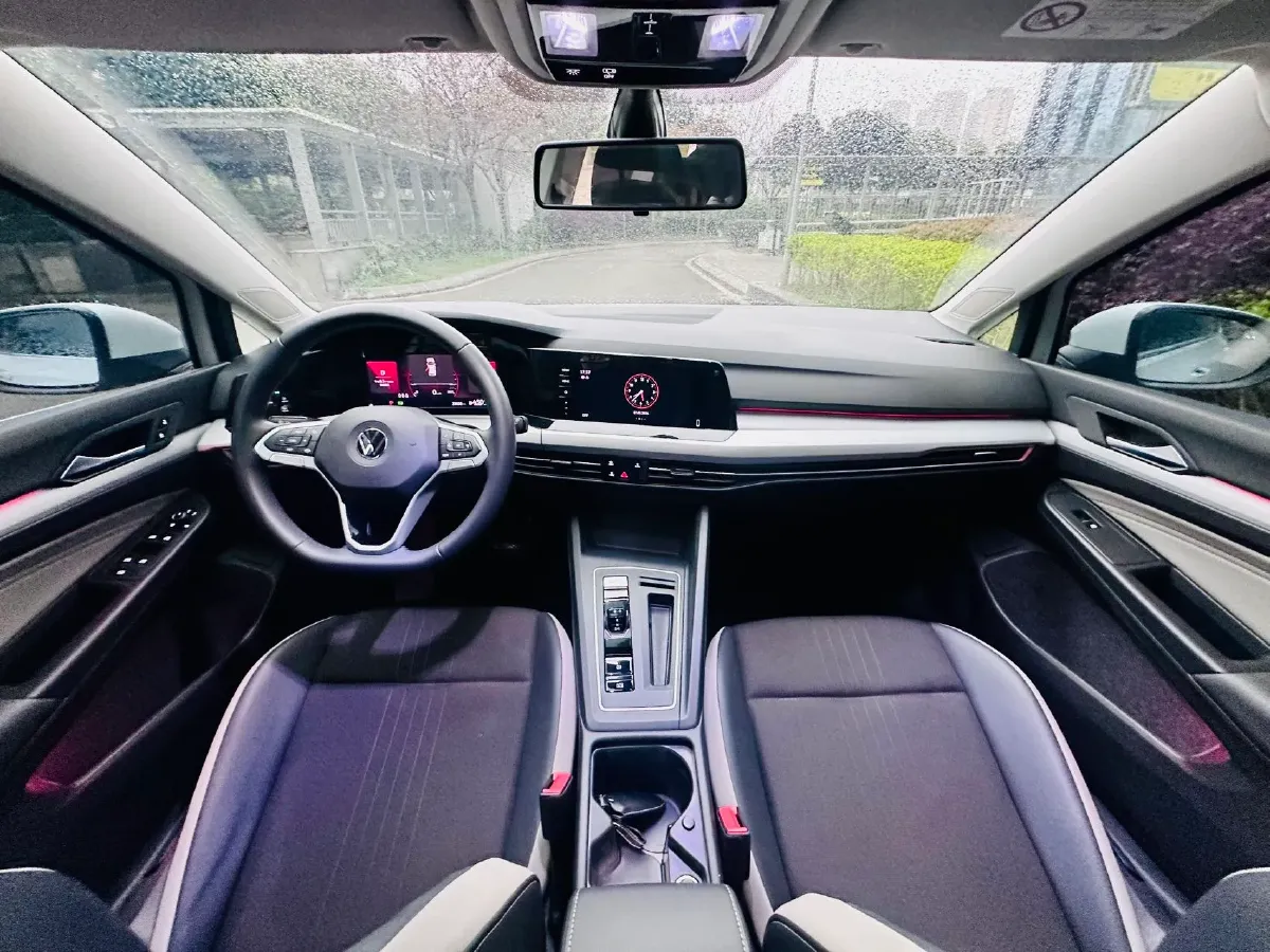 2023 Volkswagen Golf 1.4T 150HP L4 7DCT,autocango,china used car exporter,china ev exporter,chinese used car exporter,chinese used ev exporter