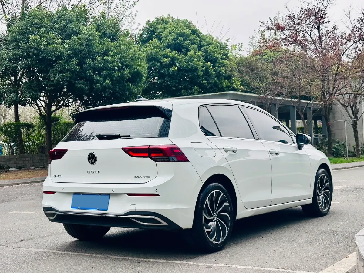 2023 Volkswagen Golf 1.4T 150HP L4 7DCT,autocango,china used car exporter,china ev exporter,chinese used car exporter,chinese used ev exporter