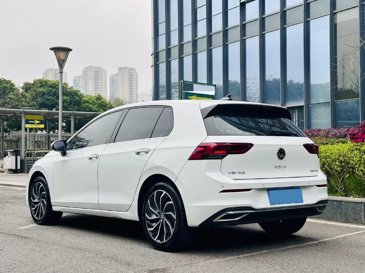 2023 Volkswagen Golf 1.4T 150HP L4 7DCT,autocango,china used car exporter,china ev exporter,chinese used car exporter,chinese used ev exporter