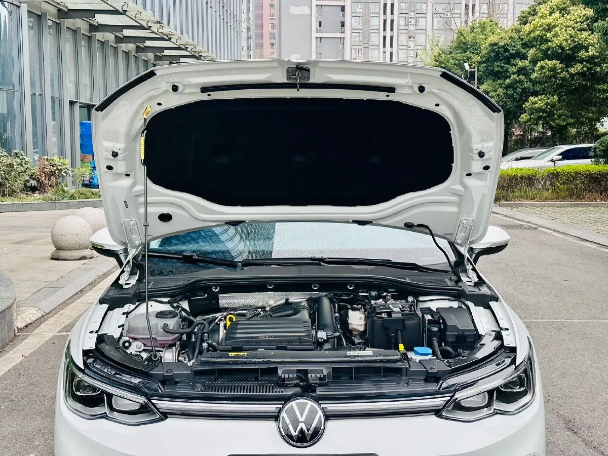 2023 Volkswagen Golf 1.4T 150HP L4 7DCT,autocango,china used car exporter,china ev exporter,chinese used car exporter,chinese used ev exporter