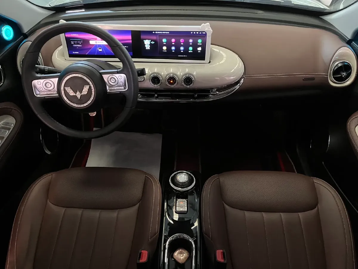 2024 WuLing BinGuo BEV 37.9KWH,autocango,china used car exporter,china ev exporter,chinese used car exporter,chinese used ev exporter