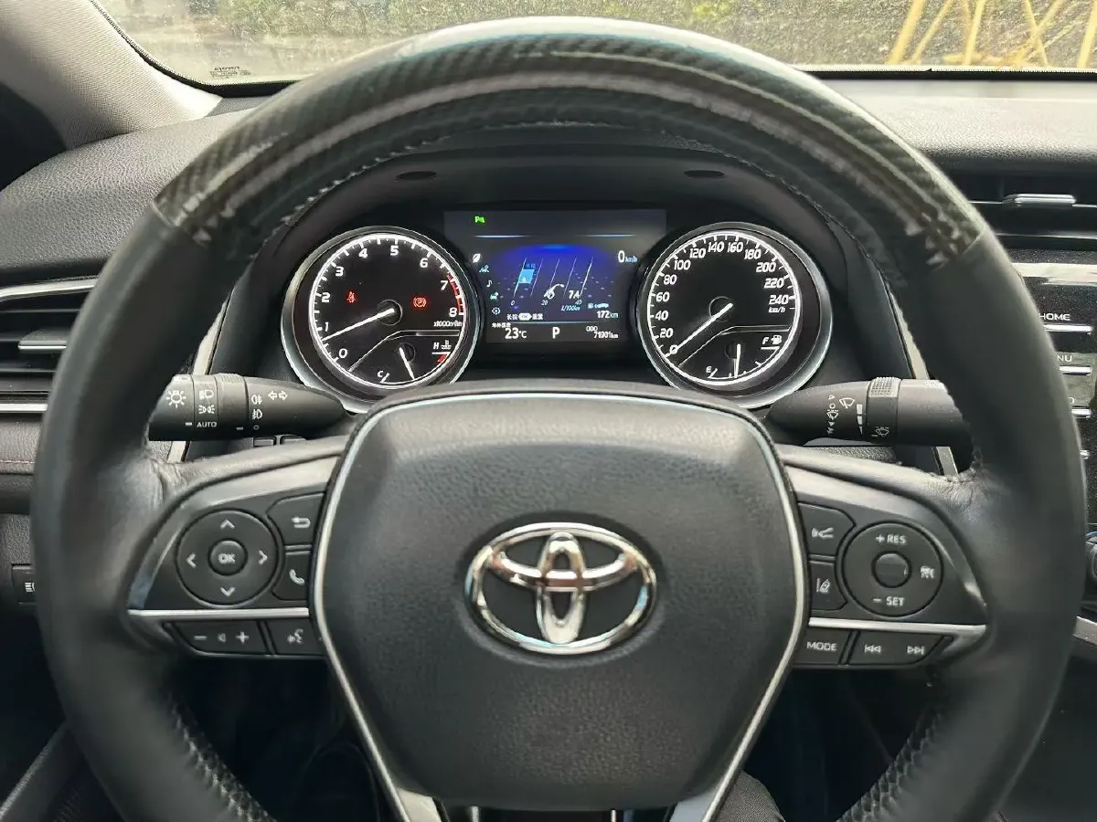 2018 Toyota Camry 2.0L 169HP L4 6AT,autocango,china used car exporter,china ev exporter,chinese used car exporter,chinese used ev exporter