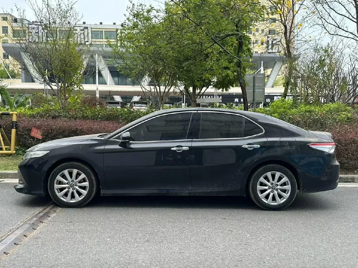 2018 Toyota Camry 2.0L 169HP L4 6AT,autocango,china used car exporter,china ev exporter,chinese used car exporter,chinese used ev exporter