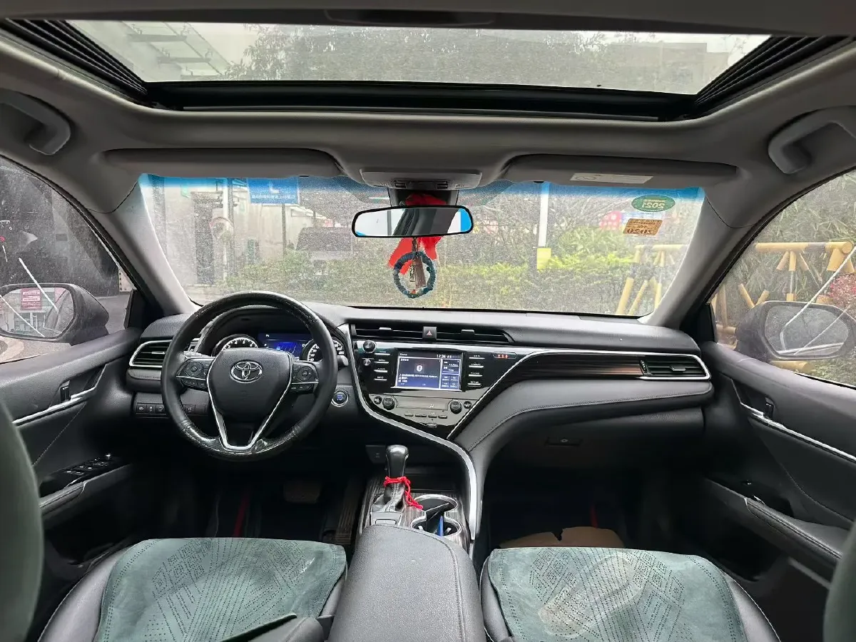 2018 Toyota Camry 2.0L 169HP L4 6AT,autocango,china used car exporter,china ev exporter,chinese used car exporter,chinese used ev exporter