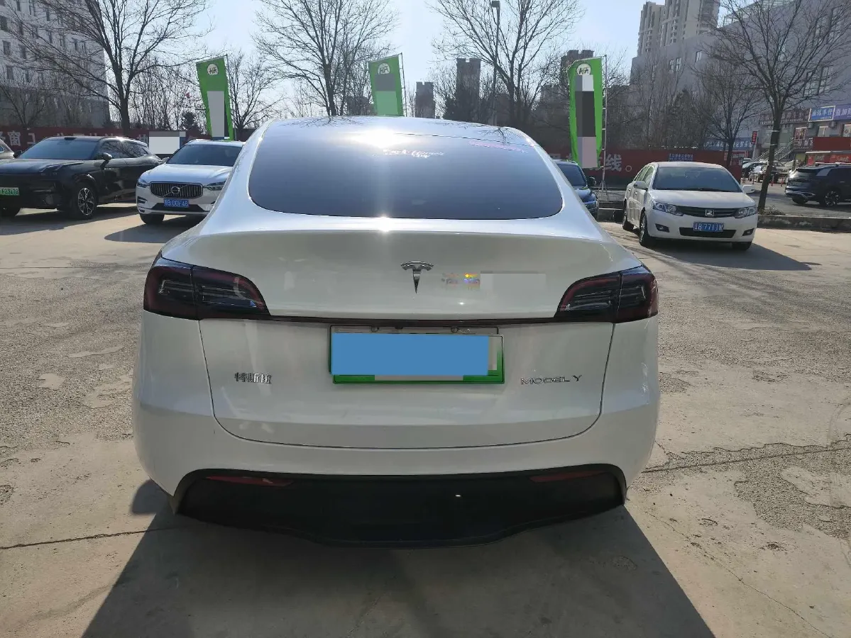 2024 Tesla Model Y BEV 78.4KWH,autocango,china used car exporter,china ev exporter,chinese used car exporter,chinese used ev exporter
