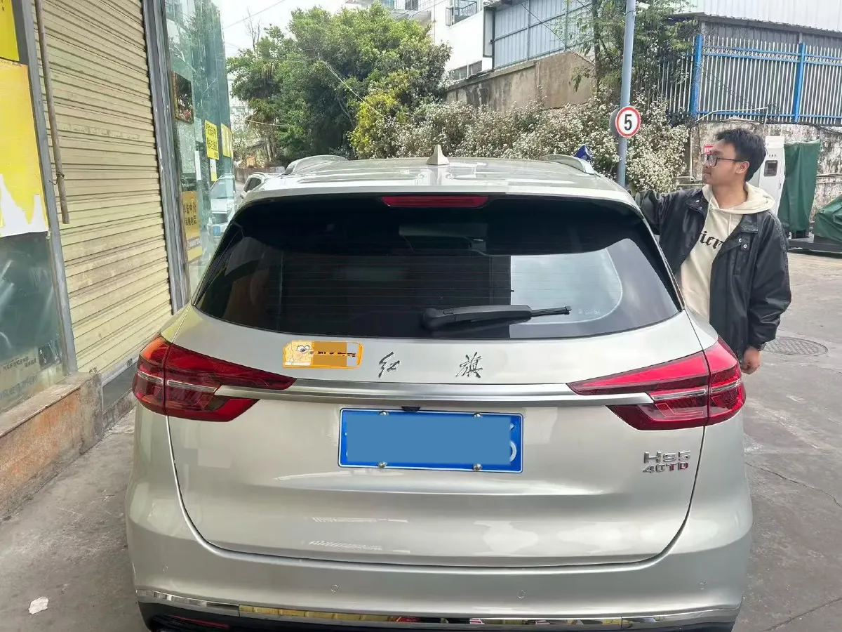 2019 HongQi HS5 2.0T 224HP L4 6AT,autocango,china used car exporter,china ev exporter,chinese used car exporter,chinese used ev exporter