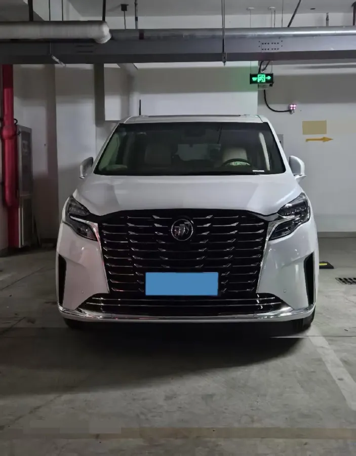 2023 Buick GL8 2.0T 237HP L4 9AT,autocango,china used car exporter,china ev exporter,chinese used car exporter,chinese used ev exporter