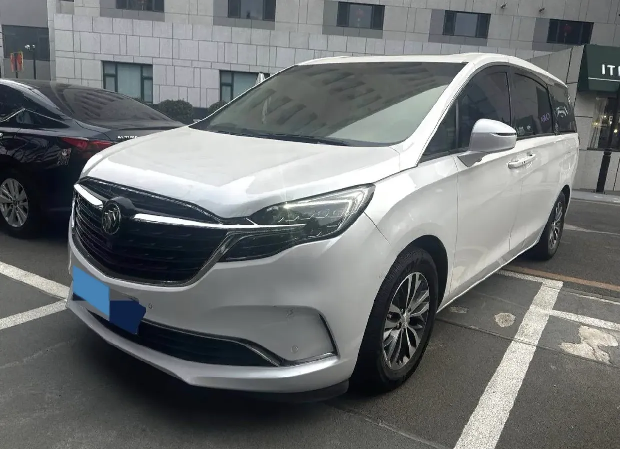 2023 Buick GL8 2.0T 237HP L4 9AT,autocango,china used car exporter,china ev exporter,chinese used car exporter,chinese used ev exporter