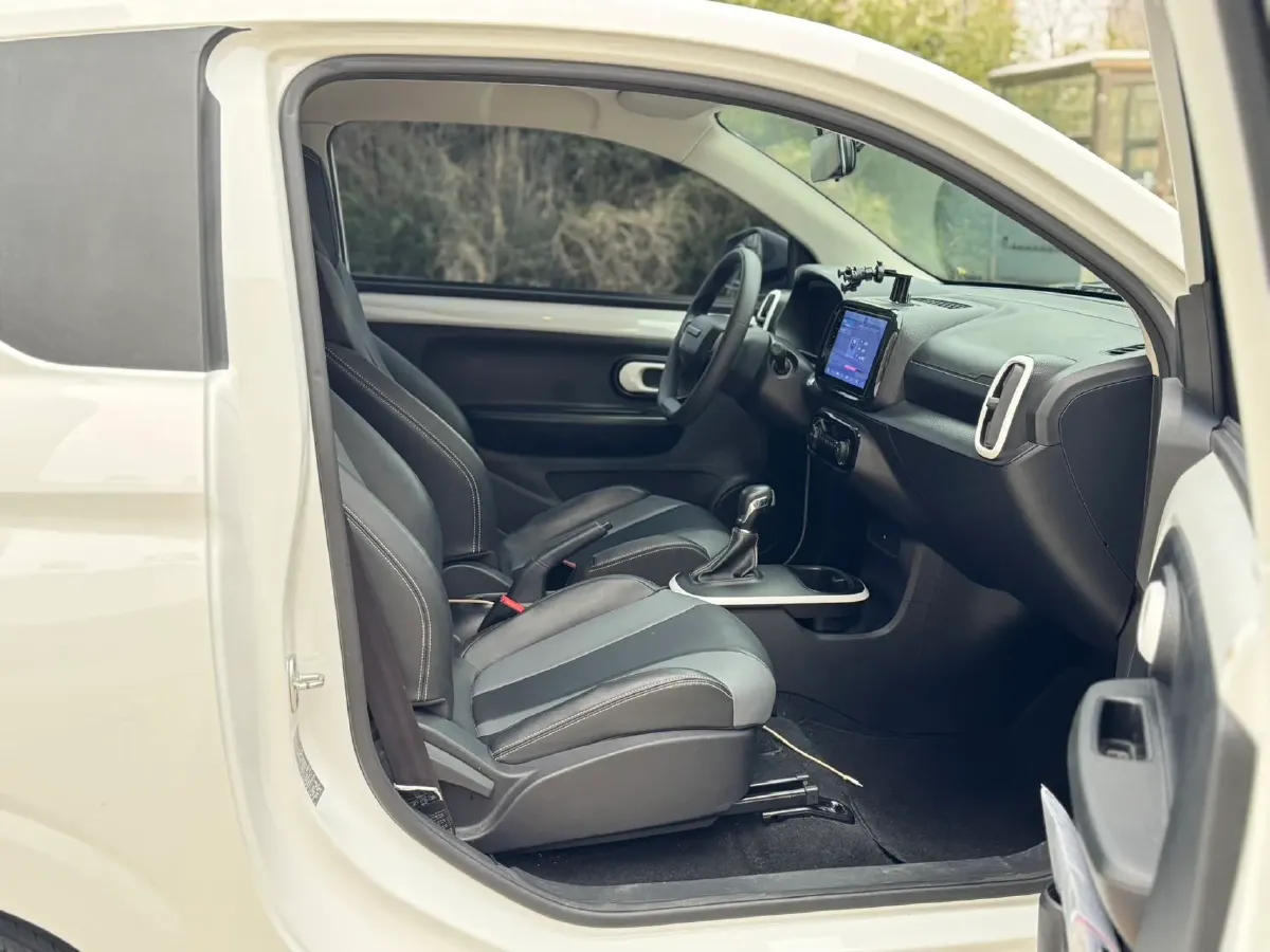 2022 Roewe Clever BEV 29KWH,autocango,china used car exporter,china ev exporter,chinese used car exporter,chinese used ev exporter