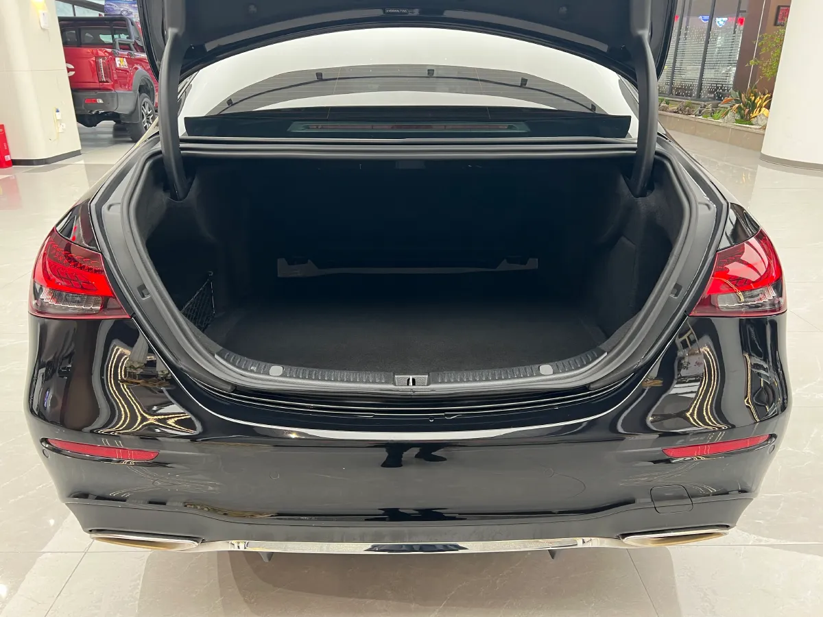 2022 Mercedes-Benz GLC Class 2.0T 258HP L4 9AT,autocango,china used car exporter,china ev exporter,chinese used car exporter,chinese used ev exporter