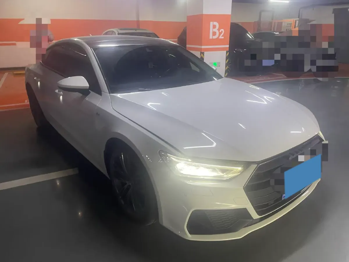 2023 Audi A7 2.0T 265HP L4 7DCT,autocango,china used car exporter,china ev exporter,chinese used car exporter,chinese used ev exporter