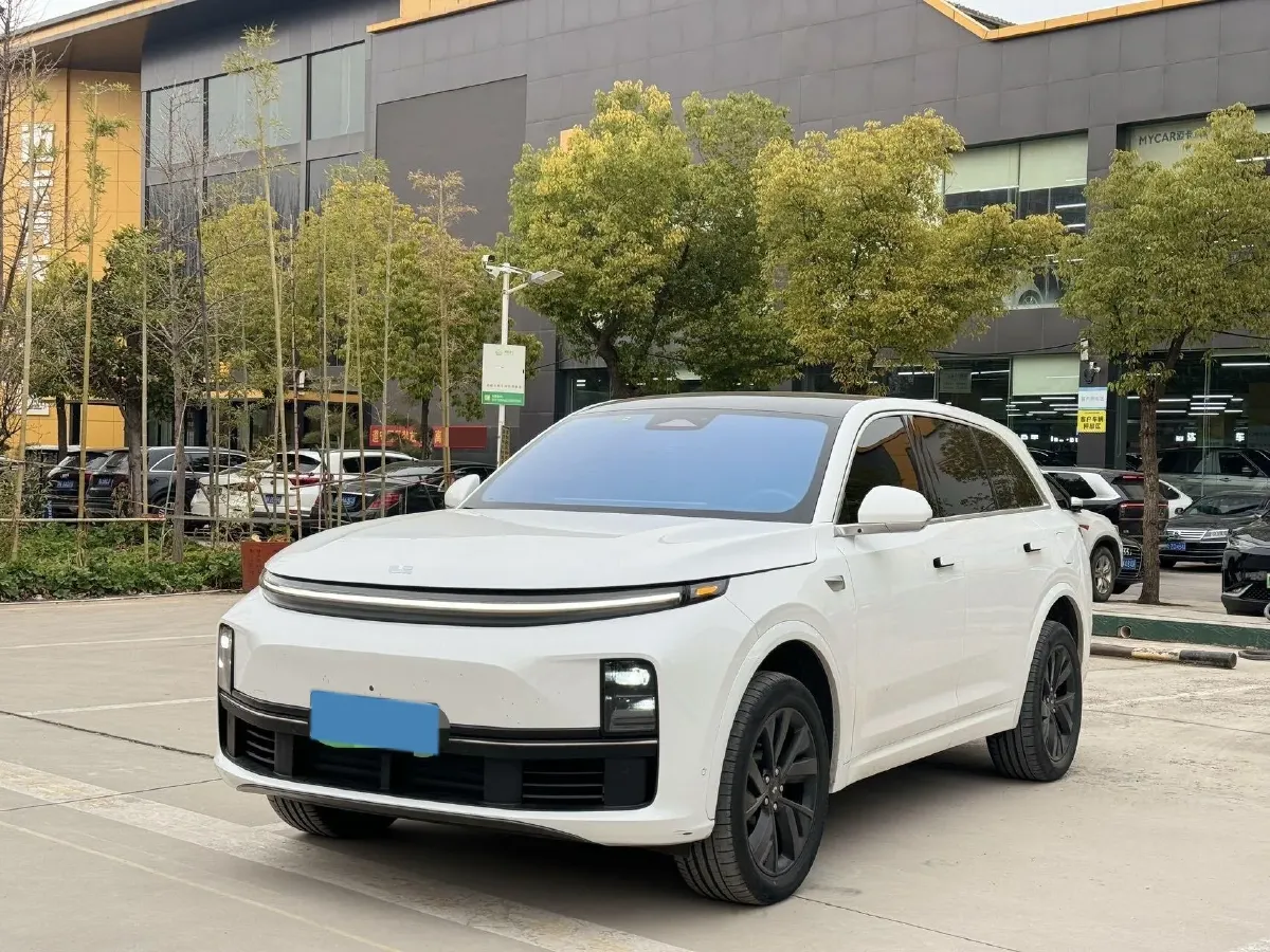 2023 Li L7 Range Extended 154HP REEV 40.9KWH,autocango,china used car exporter,china ev exporter,chinese used car exporter,chinese used ev exporter