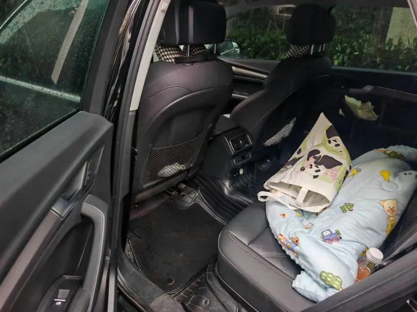 2022 Audi Q5L 2.0T 252HP L4 7DCT,autocango,china used car exporter,china ev exporter,chinese used car exporter,chinese used ev exporter