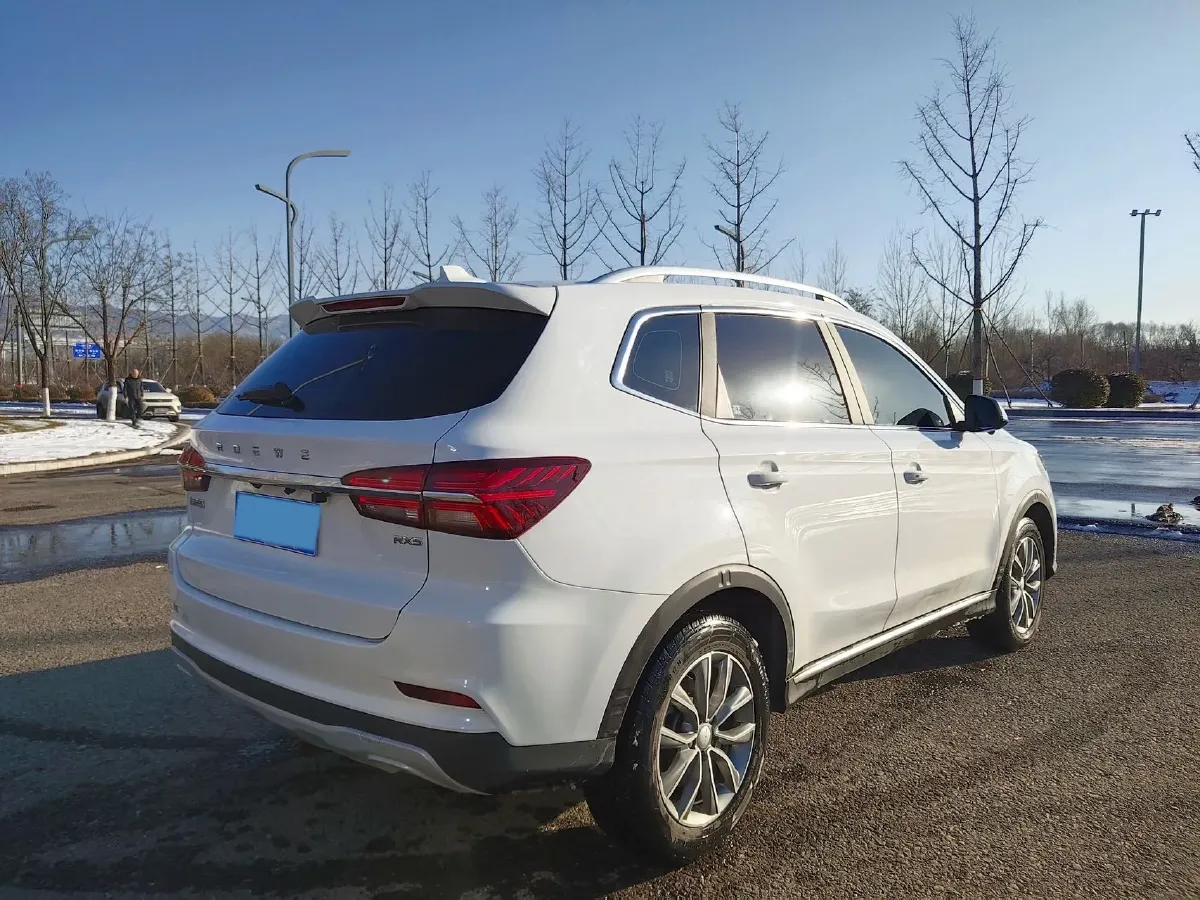 2022 Roewe RX5 1.5T 181HP L4 6MT,autocango,china used car exporter,china ev exporter,chinese used car exporter,chinese used ev exporter