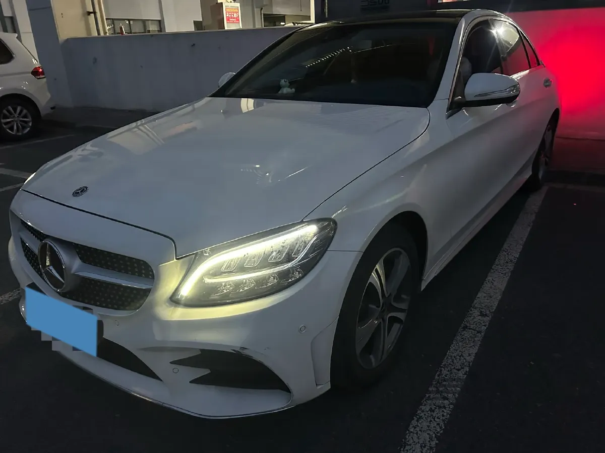 2020 Mercedes-Benz C Class 1.5T 184HP L4 9AT,autocango,china used car exporter,china ev exporter,chinese used car exporter,chinese used ev exporter