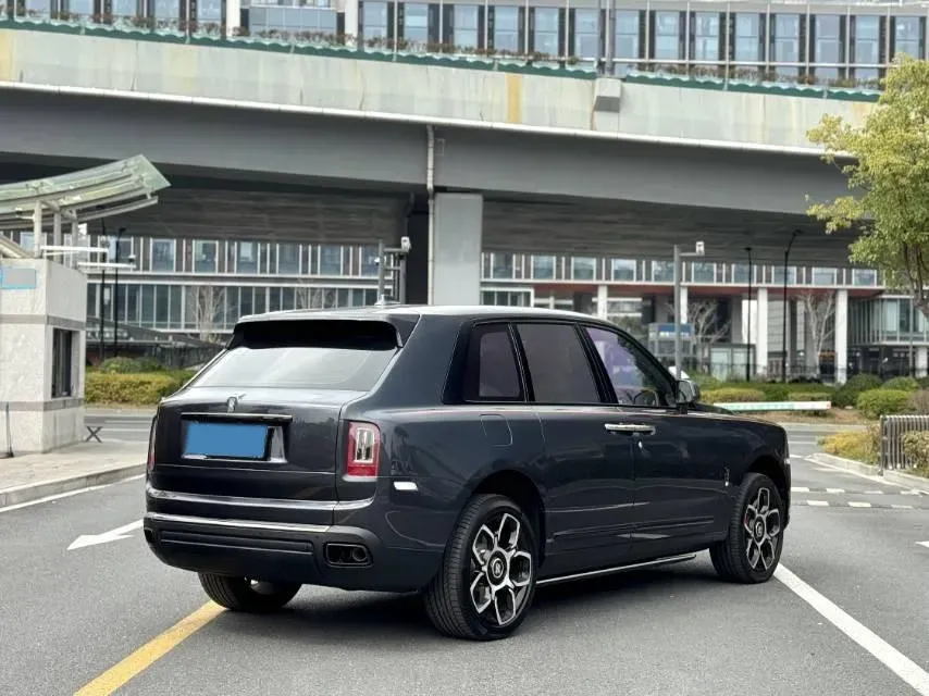 2020 Rolls-Royce Cullinan 6.7T 600HP V12 8AT,autocango,china used car exporter,china ev exporter,chinese used car exporter,chinese used ev exporter