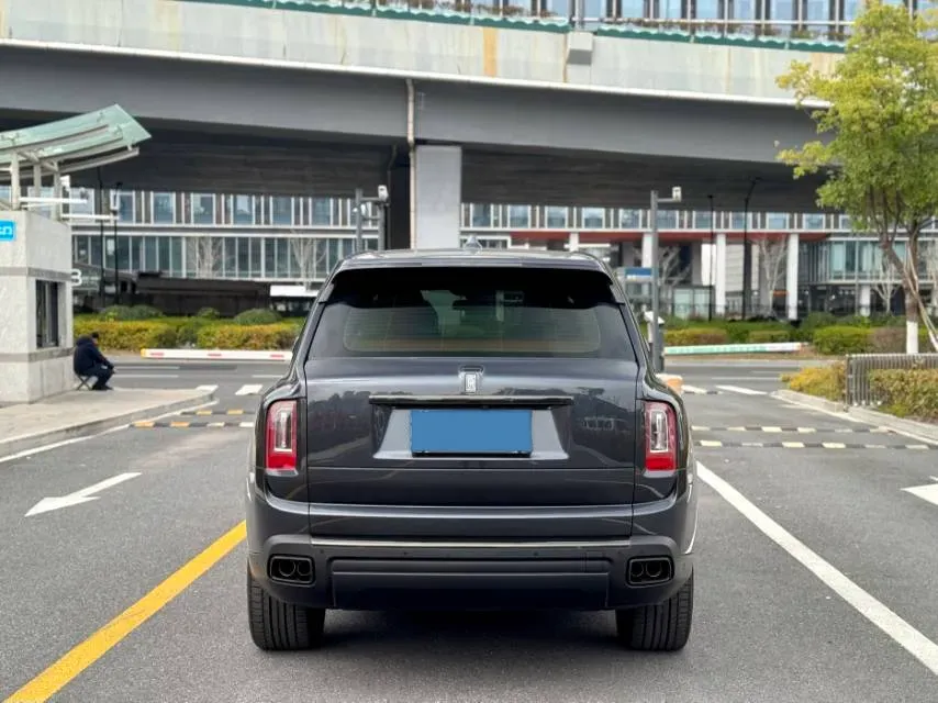 2020 Rolls-Royce Cullinan 6.7T 600HP V12 8AT,autocango,china used car exporter,china ev exporter,chinese used car exporter,chinese used ev exporter