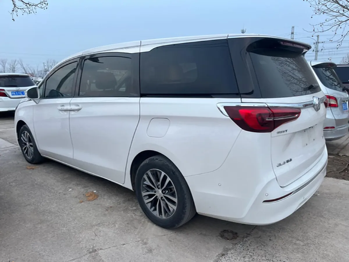 2022 Buick GL8 2.0T 237HP L4 9AT,autocango,china used car exporter,china ev exporter,chinese used car exporter,chinese used ev exporter