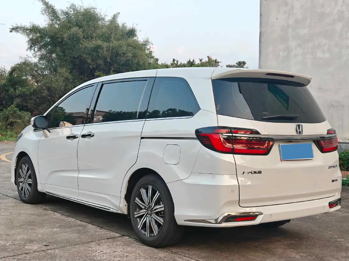 2024 Honda Odyssey 2.0L 146HP L4 E-CVT Hybrid,autocango,china used car exporter,china ev exporter,chinese used car exporter,chinese used ev exporter