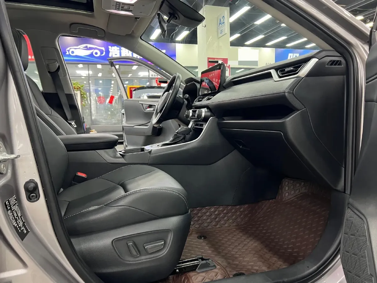 2023 Toyota Wildlander 2.0L 171HP L4 CVT,autocango,china used car exporter,china ev exporter,chinese used car exporter,chinese used ev exporter