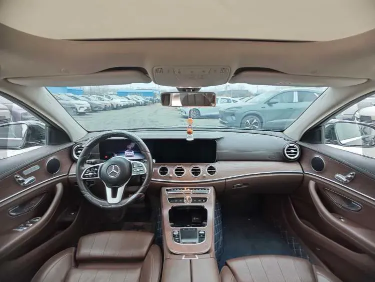 2020 Mercedes-Benz E Class 1.5T 184HP L4 9AT,autocango,china used car exporter,china ev exporter,chinese used car exporter,chinese used ev exporter