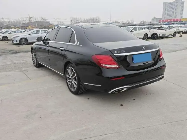 2020 Mercedes-Benz E Class 1.5T 184HP L4 9AT,autocango,china used car exporter,china ev exporter,chinese used car exporter,chinese used ev exporter