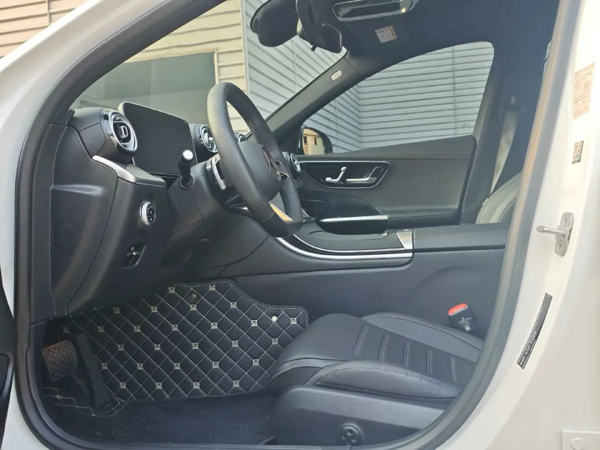 2025 Mercedes-Benz C Class 1.5T 204HP L4 9AT,autocango,china used car exporter,china ev exporter,chinese used car exporter,chinese used ev exporter