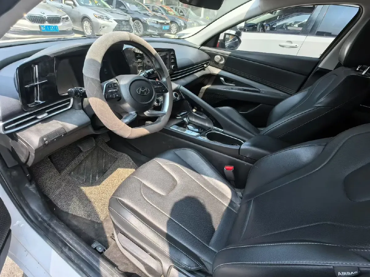 2021 Hyundai Elantra 1.5L 115HP L4 CVT,autocango,china used car exporter,china ev exporter,chinese used car exporter,chinese used ev exporter