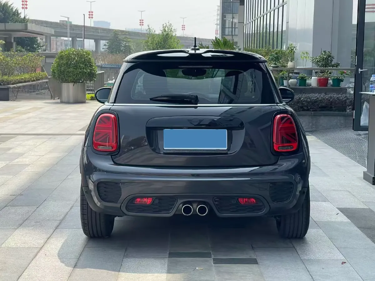 2021 MINI MINI 2.0T 192HP L4 7DCT,autocango,china used car exporter,china ev exporter,chinese used car exporter,chinese used ev exporter
