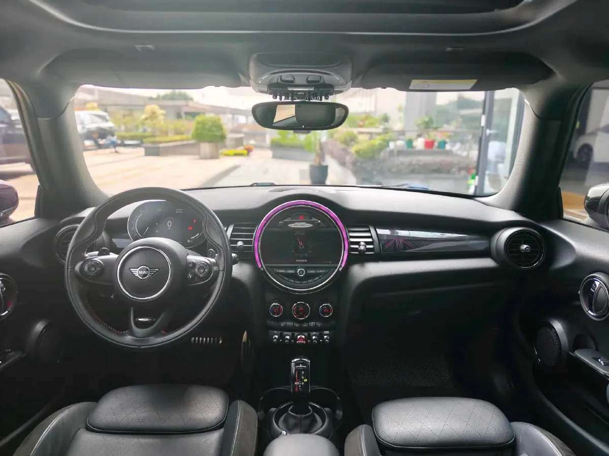 2021 MINI MINI 2.0T 192HP L4 7DCT,autocango,china used car exporter,china ev exporter,chinese used car exporter,chinese used ev exporter