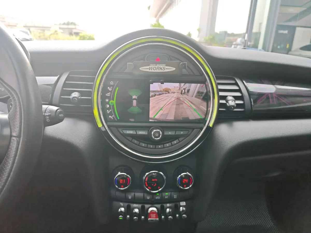 2021 MINI MINI 2.0T 192HP L4 7DCT,autocango,china used car exporter,china ev exporter,chinese used car exporter,chinese used ev exporter