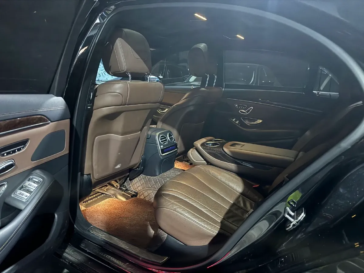 2020 Mercedes-Benz S Class 3.0T 299HP L6 9AT,autocango,china used car exporter,china ev exporter,chinese used car exporter,chinese used ev exporter