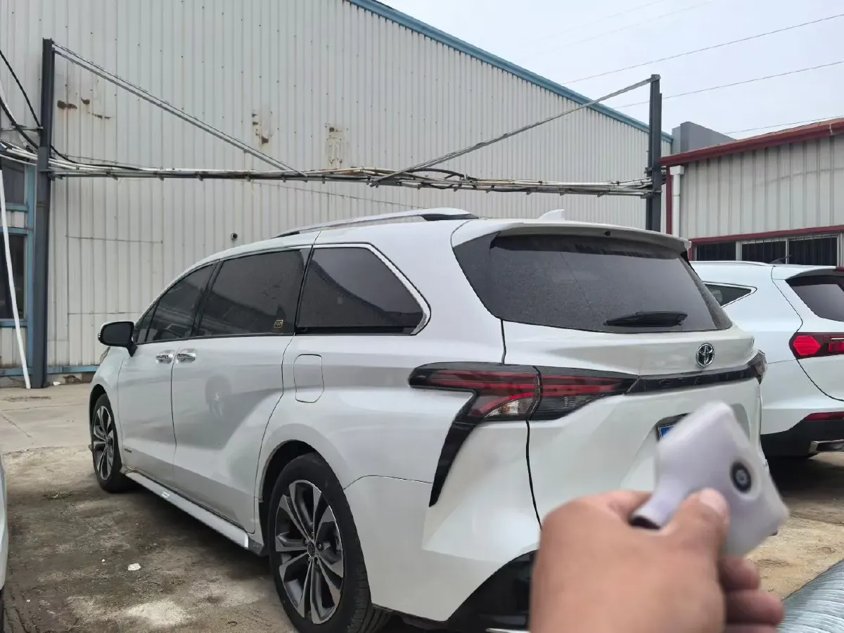 2024 Toyota Granvia 2.5L 189HP L4 E-CVT Hybrid,autocango,china used car exporter,china ev exporter,chinese used car exporter,chinese used ev exporter