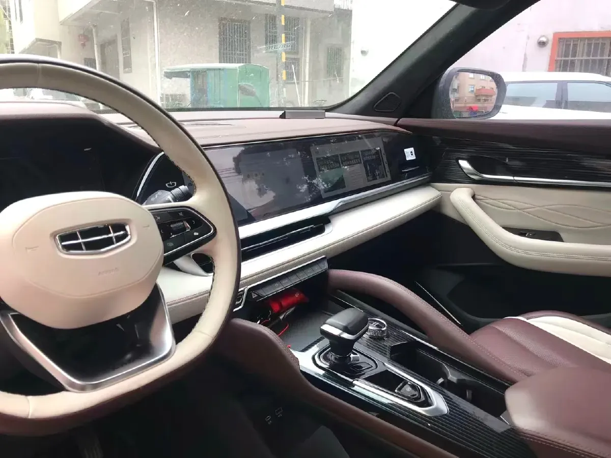 2021 Geely Monjaro 2.0T 218HP L4 7DCT,autocango,china used car exporter,china ev exporter,chinese used car exporter,chinese used ev exporter