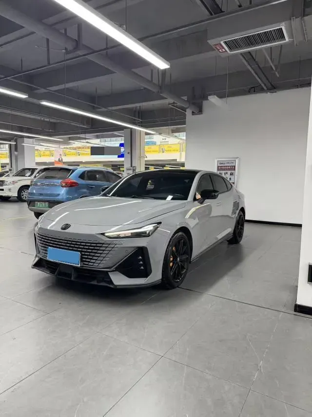 2022 ChangAn UNI-V 1.5T 188HP L4 7DCT,autocango,china used car exporter,china ev exporter,chinese used car exporter,chinese used ev exporter