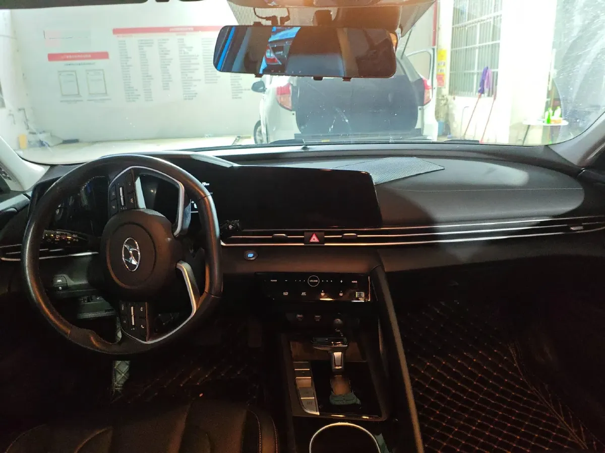 2021 Hyundai Elantra 1.5L 115HP L4 CVT,autocango,china used car exporter,china ev exporter,chinese used car exporter,chinese used ev exporter