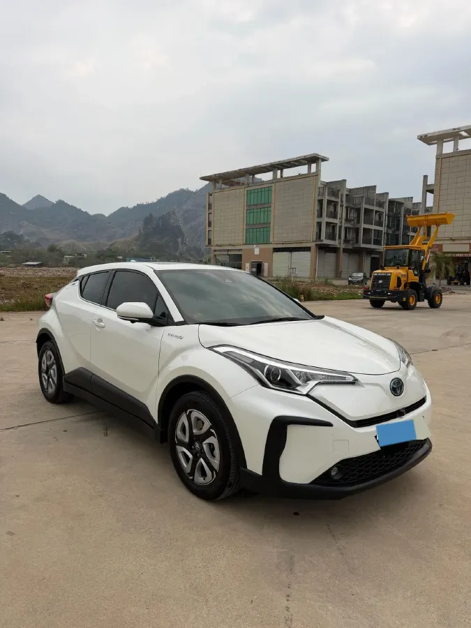 2020 Toyota C-HR EV BEV 54.3KWH,autocango,china used car exporter,china ev exporter,chinese used car exporter,chinese used ev exporter