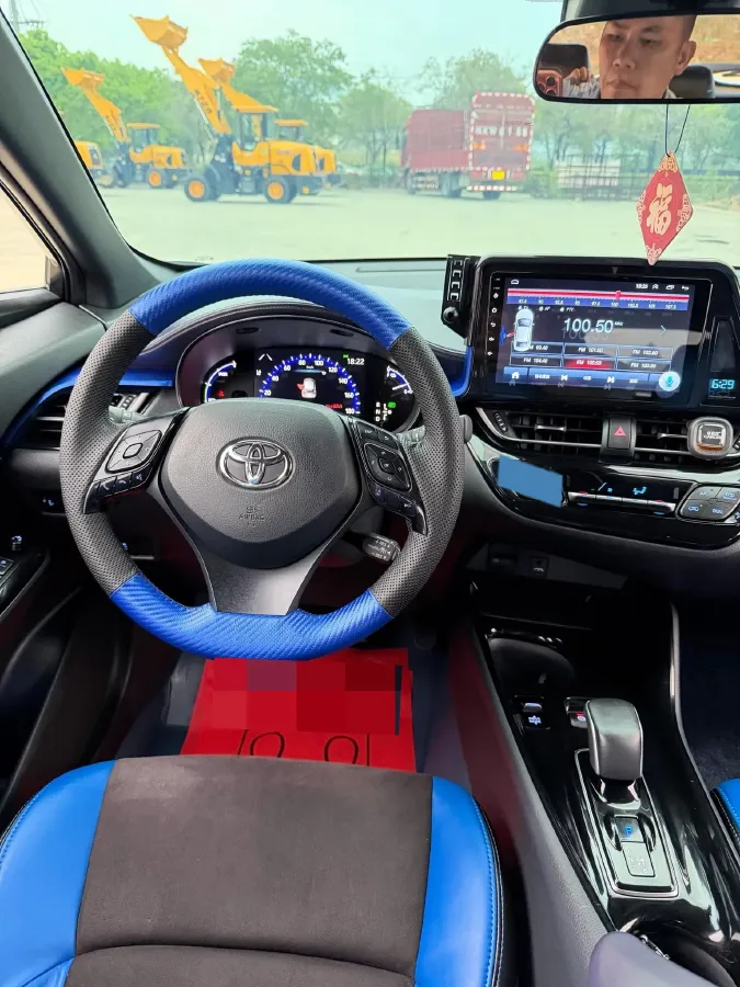2020 Toyota C-HR EV BEV 54.3KWH,autocango,china used car exporter,china ev exporter,chinese used car exporter,chinese used ev exporter