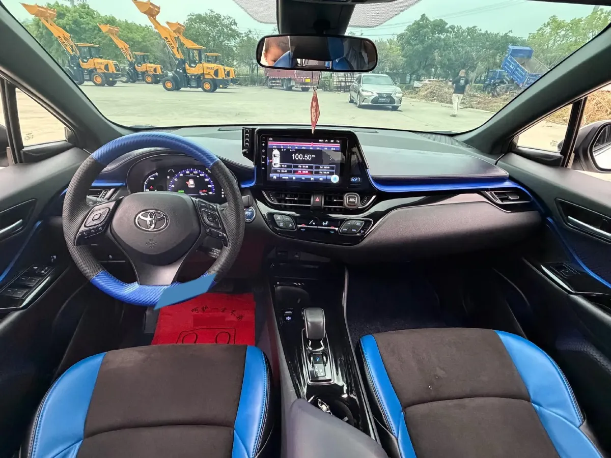 2020 Toyota C-HR EV BEV 54.3KWH,autocango,china used car exporter,china ev exporter,chinese used car exporter,chinese used ev exporter
