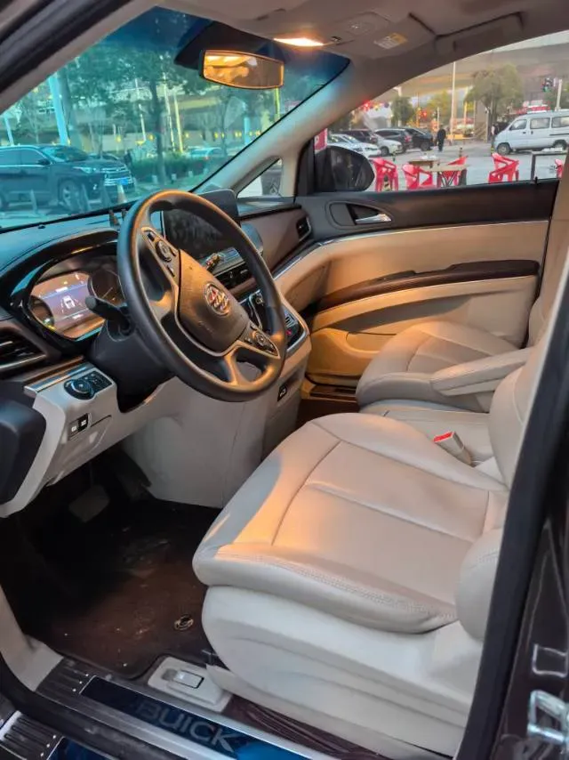 2023 Buick GL8 2.0T 237HP L4 9AT,autocango,china used car exporter,china ev exporter,chinese used car exporter,chinese used ev exporter