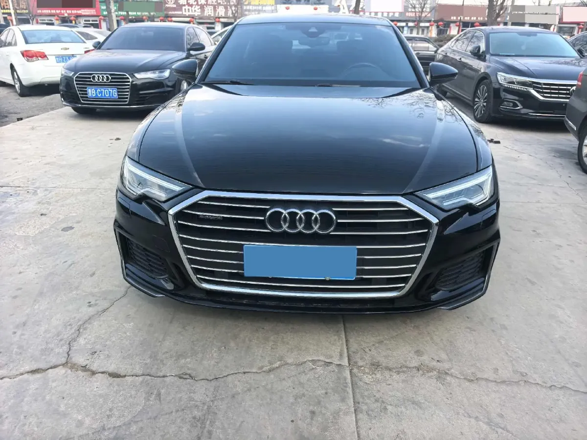 2021 Audi A6L 2.0T 224HP L4 7DCT,autocango,china used car exporter,china ev exporter,chinese used car exporter,chinese used ev exporter