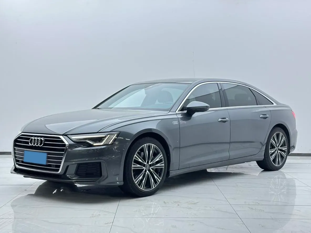 2021 Audi A6L 2.0T 224HP L4 7DCT,autocango,china used car exporter,china ev exporter,chinese used car exporter,chinese used ev exporter