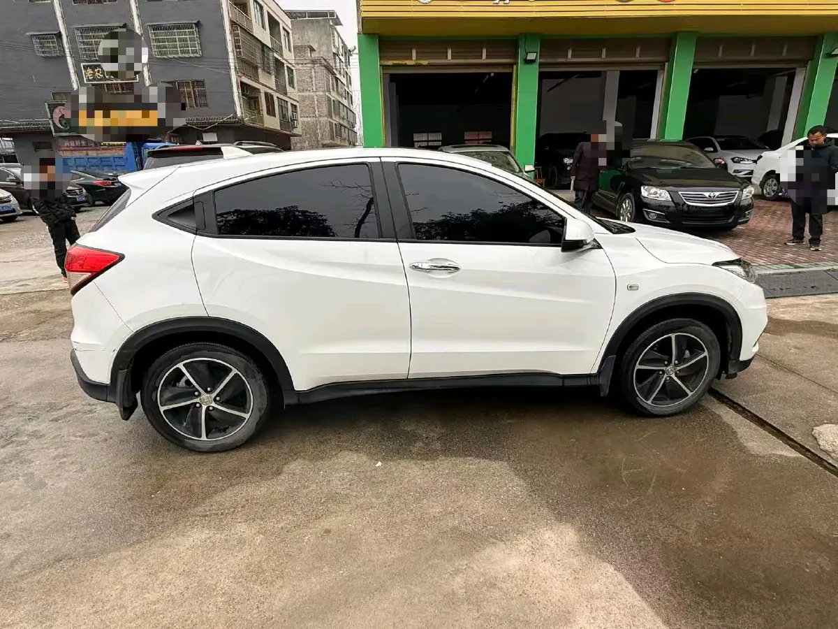 2022 Honda Vezel 1.5L 131HP L4 CVT,autocango,china used car exporter,china ev exporter,chinese used car exporter,chinese used ev exporter